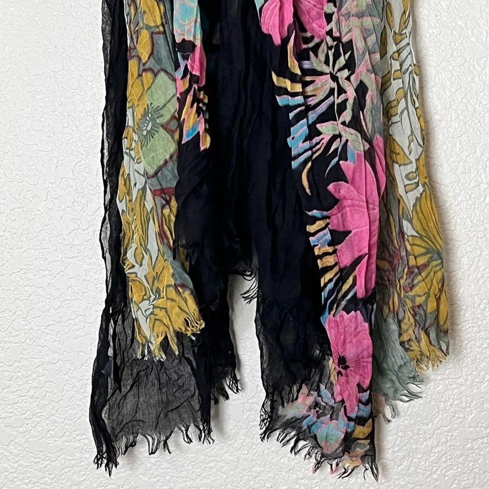 Like new floral black polyester lightweight wrap scarf